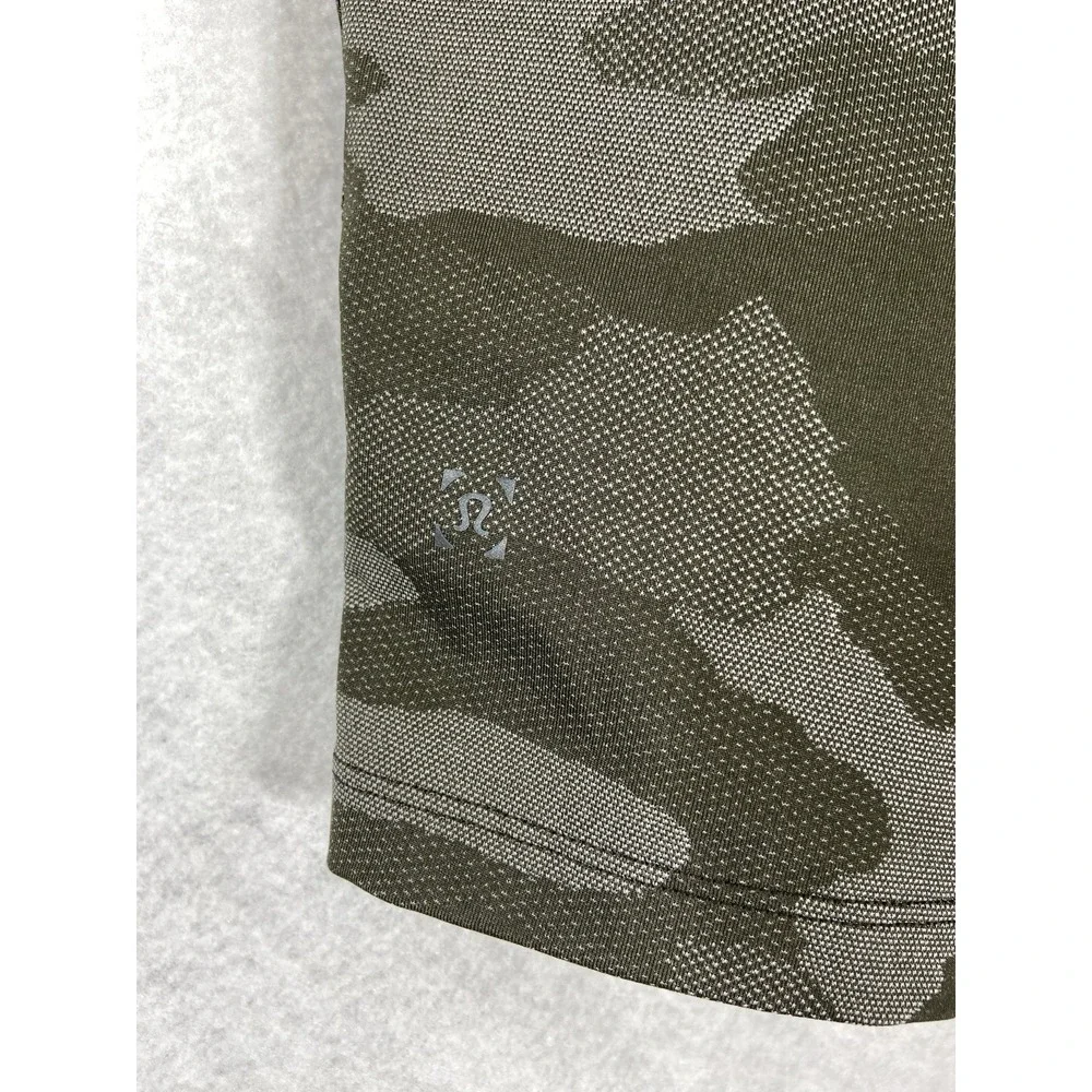Lululemon Linerless Shorts Men's Medium Green 9